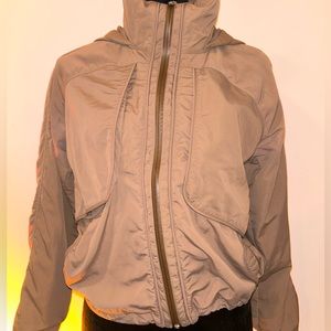 Lululemon Jacket - Size 4